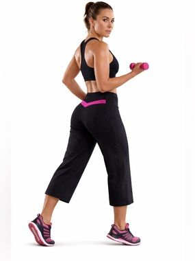 Nike Dry Fit Black Cropped Active Pants Capris Culottes